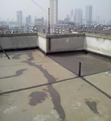得荣漏水维修 楼顶漏水是什么原因，楼顶漏水维修方法是什么?